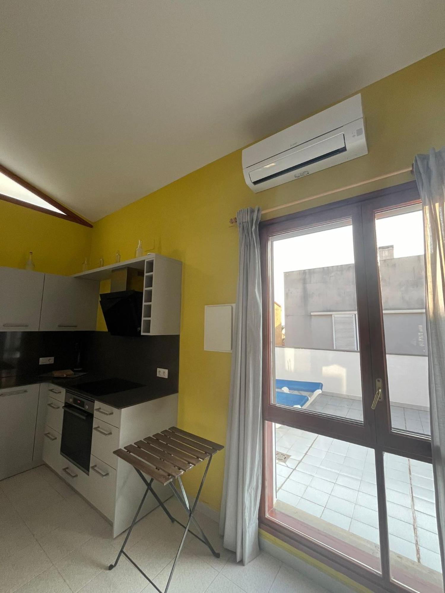 Loft El Til-Ler Apartment Bellvei del Penedes ภายนอก รูปภาพ